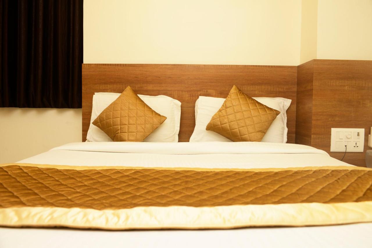 Hotel Ashyana - Near To Grant Road Station Mumbai Exterior foto